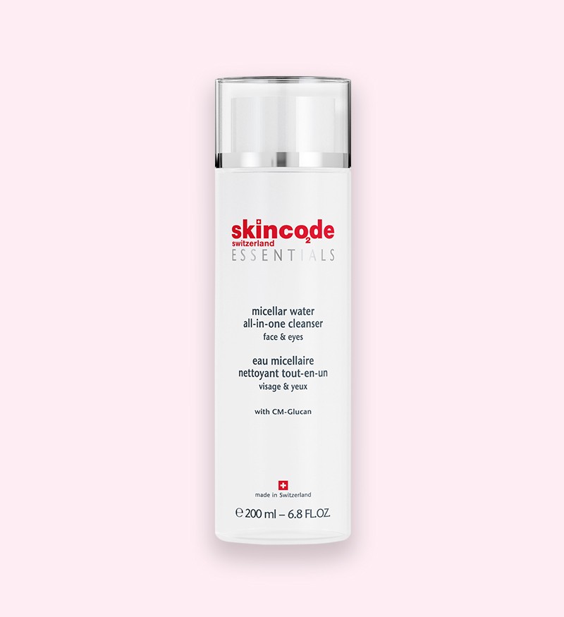 Sữa rửa mặt kiêm tẩy trang dạng nước Skincode Micellar Water All In One Cleanser 200ml – MS 1025