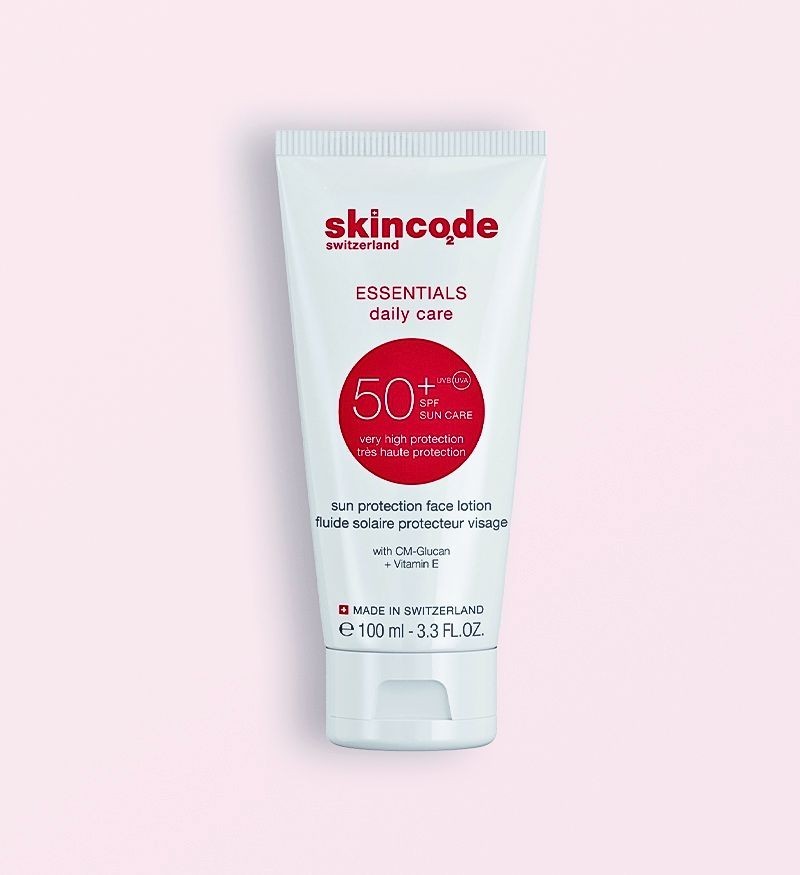 Kem chống nắng cho da treatment Skincode Sun Protection Face Lotion SPF 50 tuýp 100ml - MS 1500L