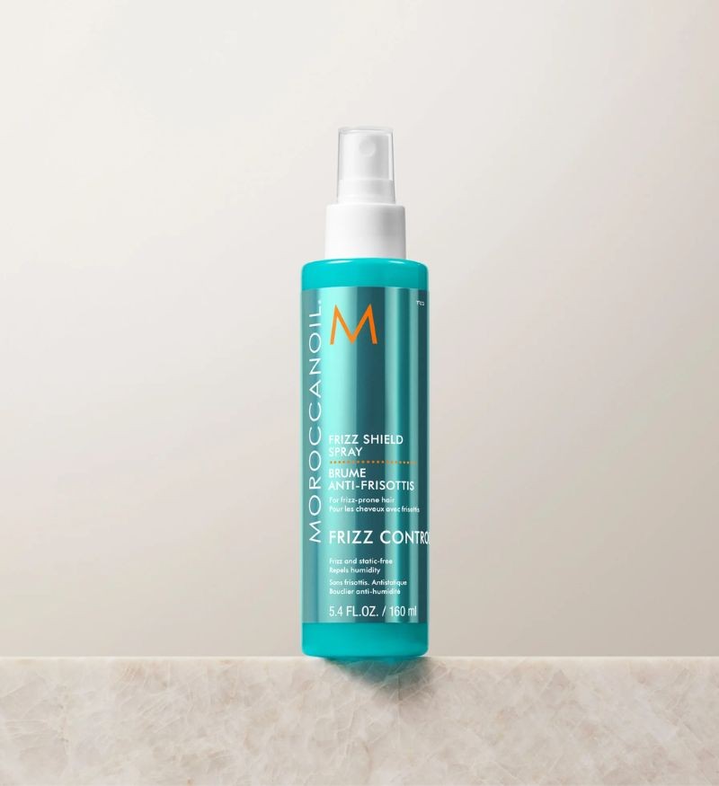 Xịt chống rối tóc Moroccanoil Frizz Shield Spray dành cho mọi loại tóc 160ml